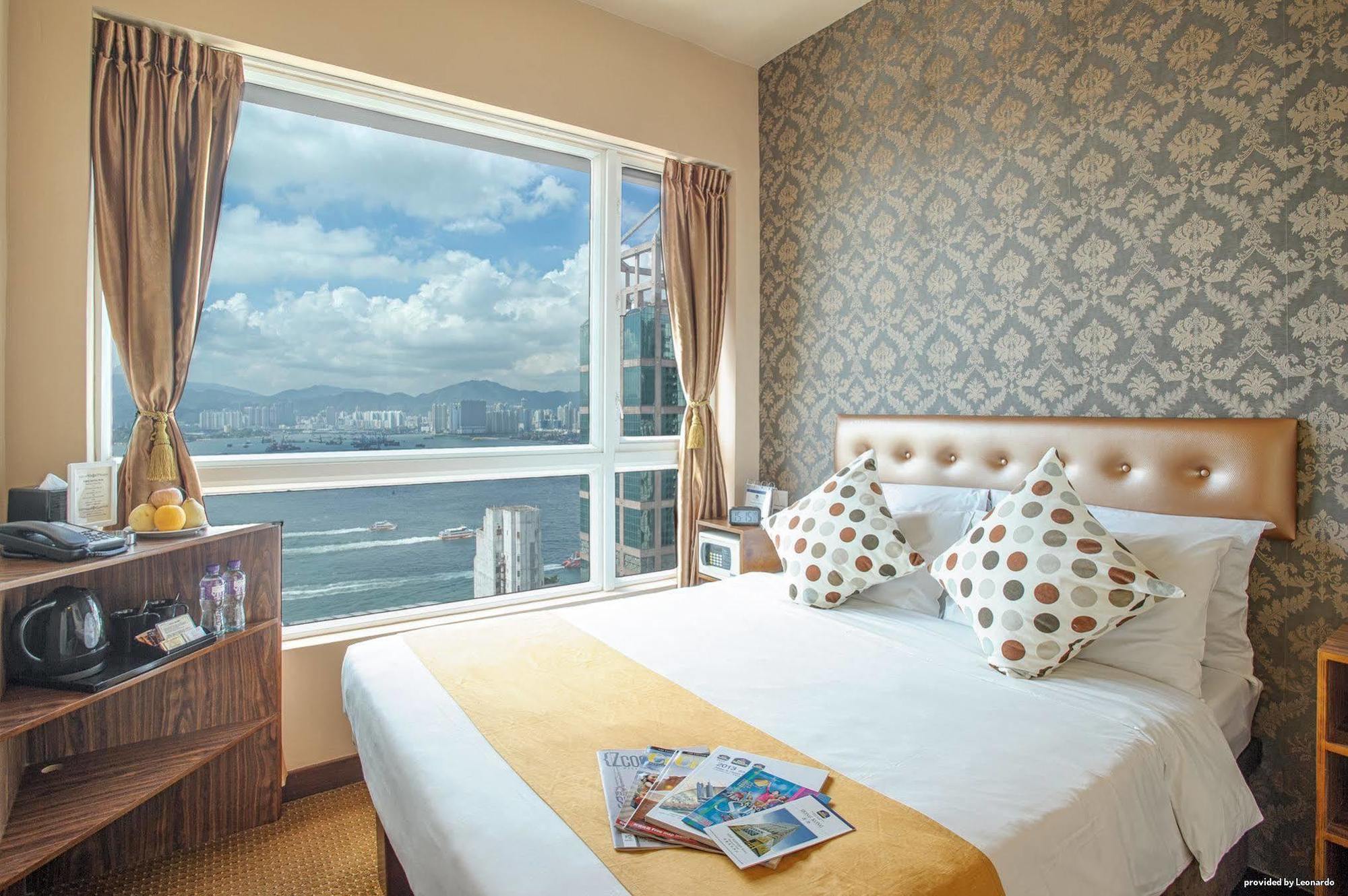 Ramada Hong Kong Harbour View Hotel Kültér fotó